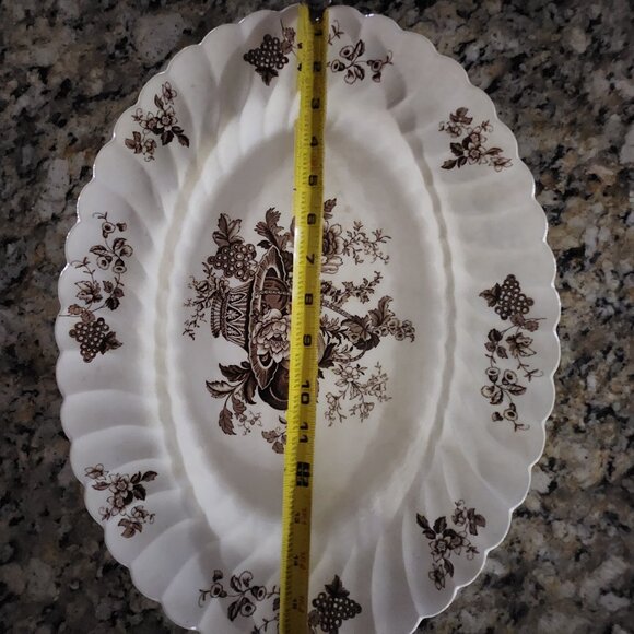 Bountiful brown by Myott Staffordshire England. Transferware Oval platter. 16.5 - Picture 9 of 13